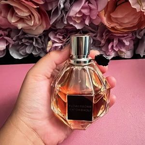 Viktor and Rolf Flowerbomb